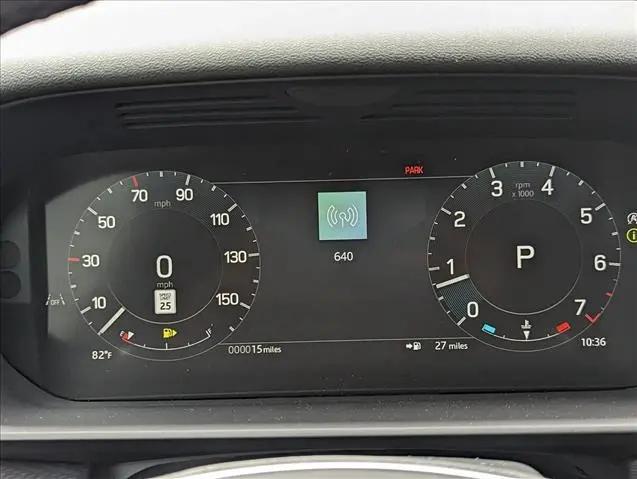 2025 Land Rover Discovery P300 Dynamic SE