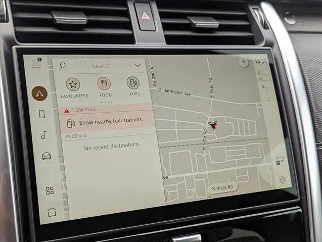 2025 Land Rover Discovery P300 Dynamic SE