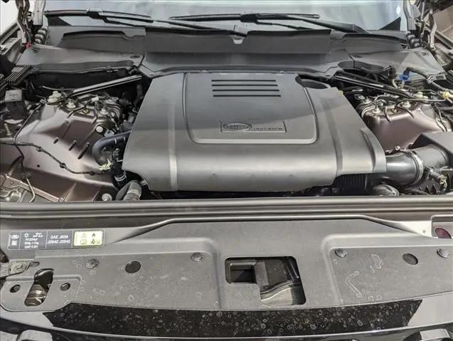 2025 Land Rover Discovery P300 Dynamic SE