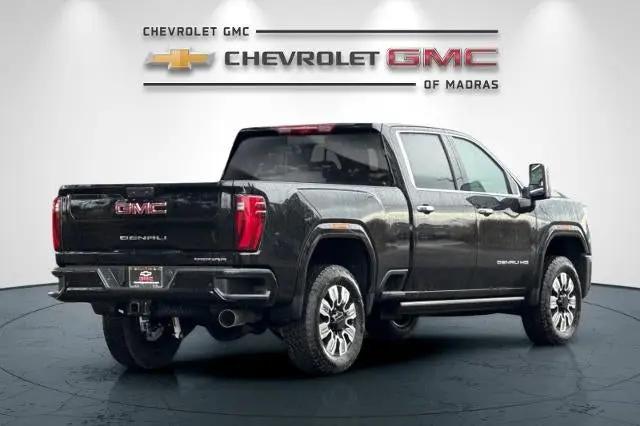 2026 GMC Sierra 2500HD Crew Cab, Standard Bed, Denali, 4WD
