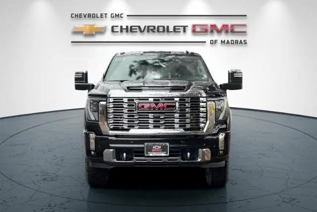2026 GMC Sierra 2500HD Crew Cab, Standard Bed, Denali, 4WD