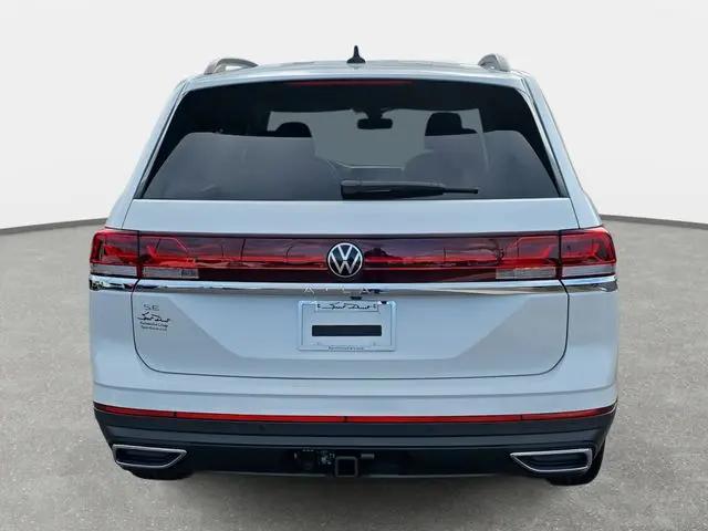2026 Volkswagen Atlas SE with Technology