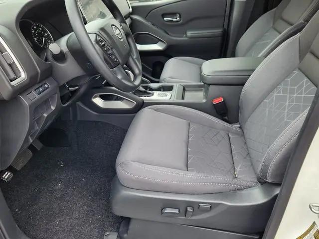 2026 Nissan Frontier Crew Cab SV 4x4