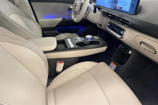 2026 Genesis GV60 19