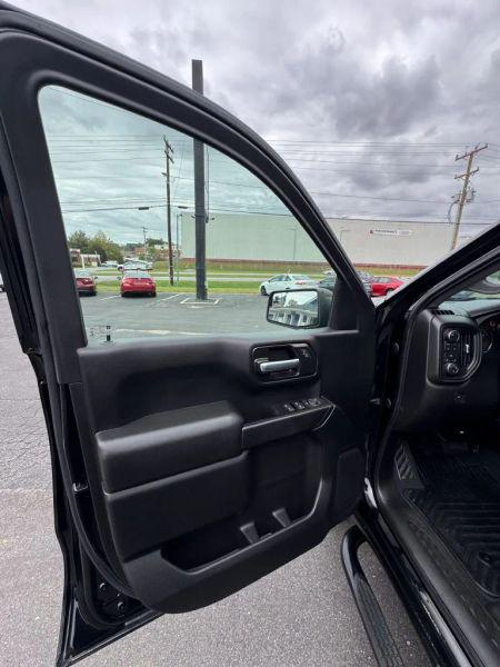 2021 Chevrolet Silverado 1500 4WD Crew Cab Short Bed Custom Trail Boss