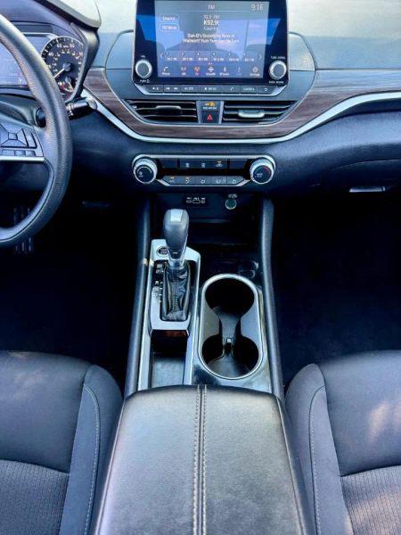 2024 Nissan Altima SV FWD