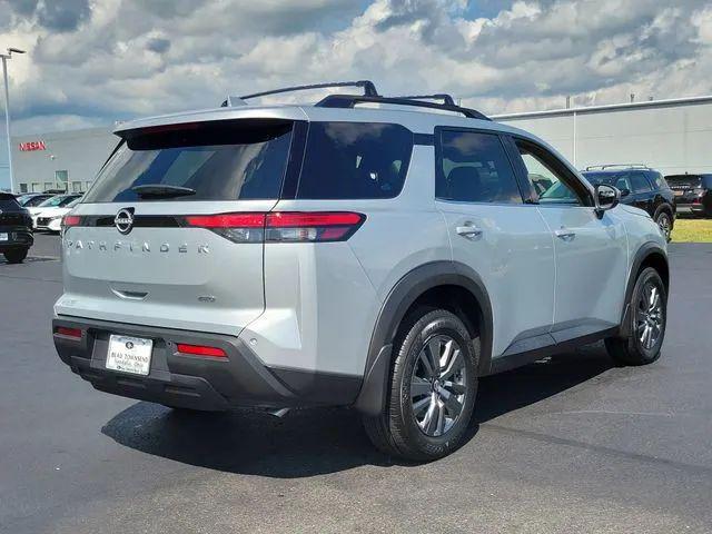 2025 Nissan Pathfinder SV 4WD