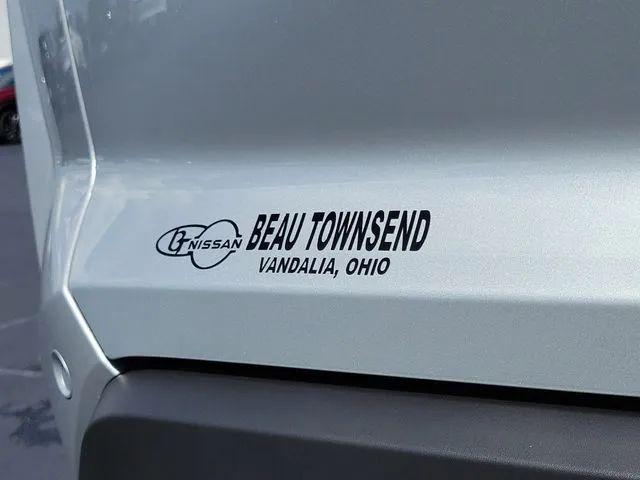 2025 Nissan Pathfinder SV 4WD
