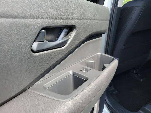 2025 Nissan Pathfinder SV 4WD