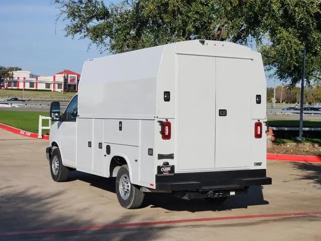 2025 Chevrolet Express Cutaway Work Van