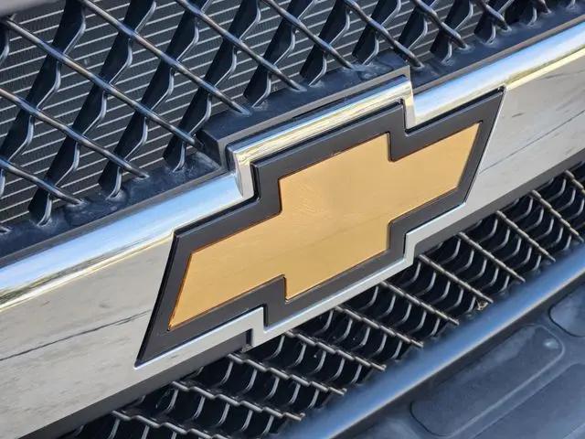 2025 Chevrolet Express Cutaway Work Van