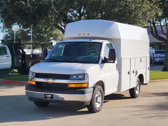 2025 Chevrolet Express Cutaway Work Van