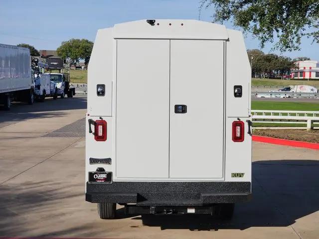 2025 Chevrolet Express Cutaway Work Van