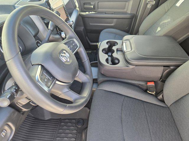 2026 Ram 2500 Black Express Crew Cab 4x4 64 Box