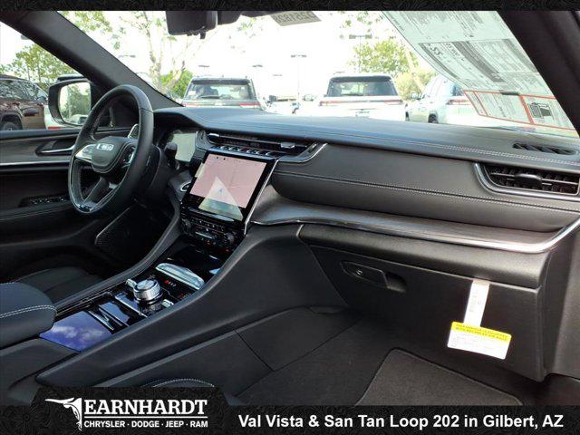 2025 Jeep Grand Cherokee Overland 4x4