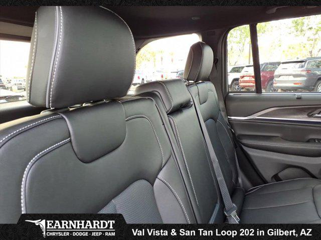 2025 Jeep Grand Cherokee Overland 4x4