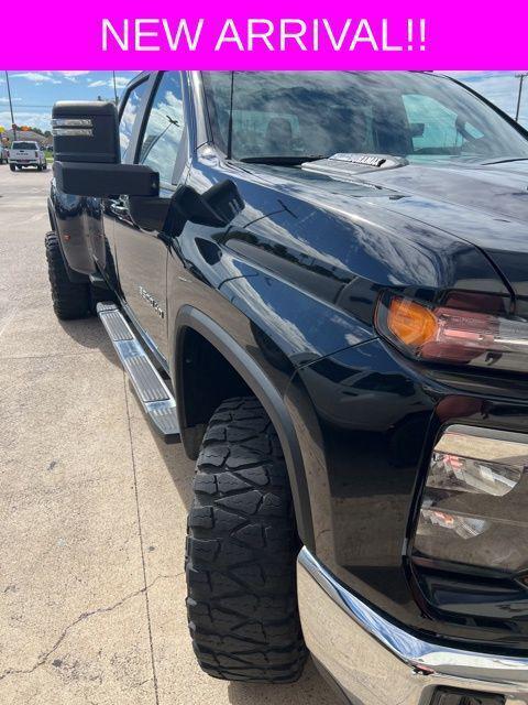 2024 Chevrolet Silverado 3500HD 4WD Crew Cab Long Bed LT