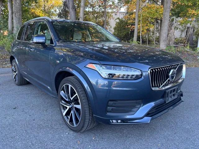 2020 Volvo XC90 T6 Momentum 7 Passenger