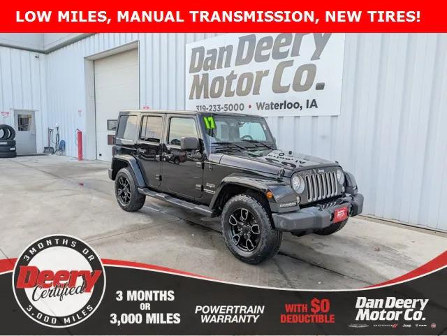 2017 Jeep Wrangler Unlimited Sahara 4x4 2017 Jeep Wrangler Unlimited Sahara 4x4