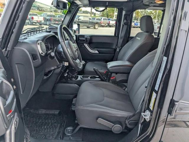 2017 Jeep Wrangler Unlimited Sahara 4x4 2017 Jeep Wrangler Unlimited Sahara 4x4