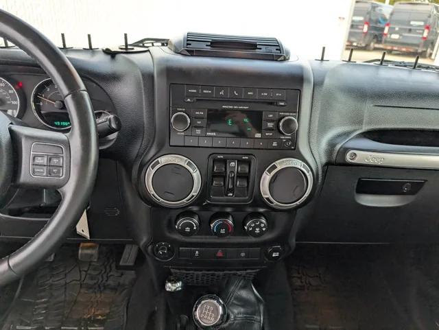 2017 Jeep Wrangler Unlimited Sahara 4x4 2017 Jeep Wrangler Unlimited Sahara 4x4