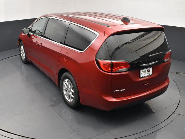 2026 Chrysler Voyager LX