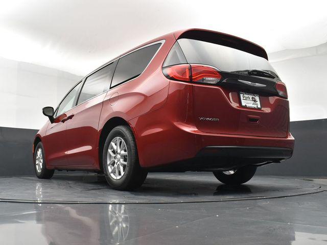 2026 Chrysler Voyager LX