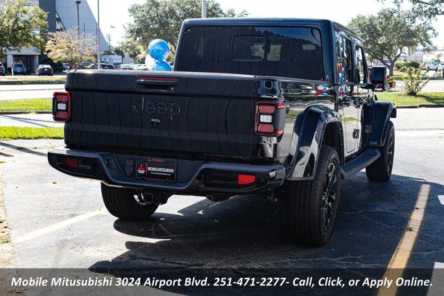 2022 Jeep Gladiator Sport