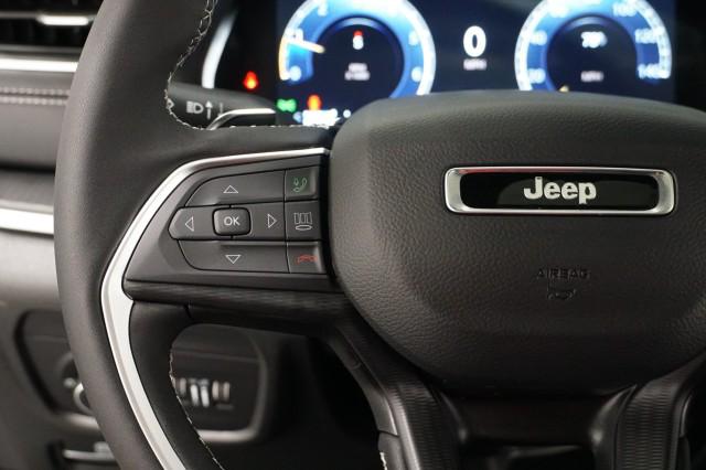 2025 Jeep Grand Cherokee Altitude X 4x2