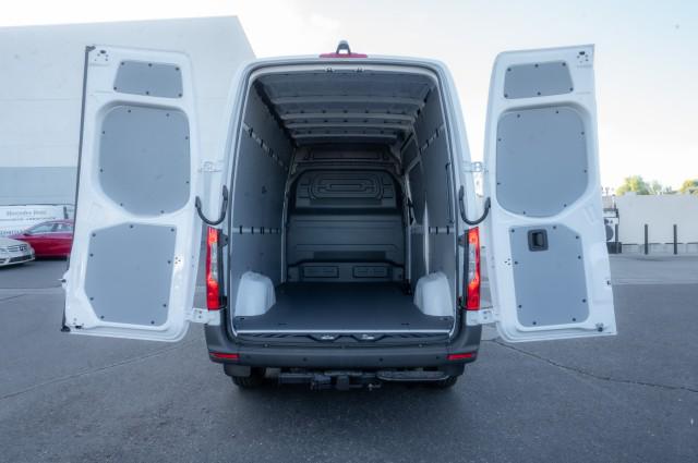2026 Mercedes-Benz Sprinter Crew Van Standard Roof 4-Cyl Diesel HO