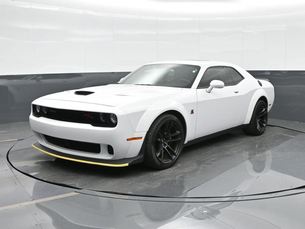 2023 Dodge Challenger R/T's photo