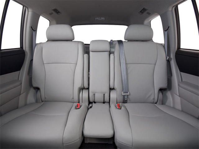 2013 Toyota Highlander Unknown