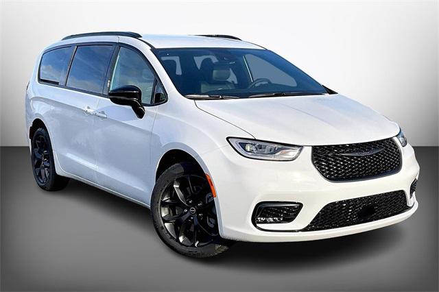 2026 Chrysler Pacifica PACIFICA SELECT AWD 2026 Chrysler Pacifica PACIFICA SELECT AWD