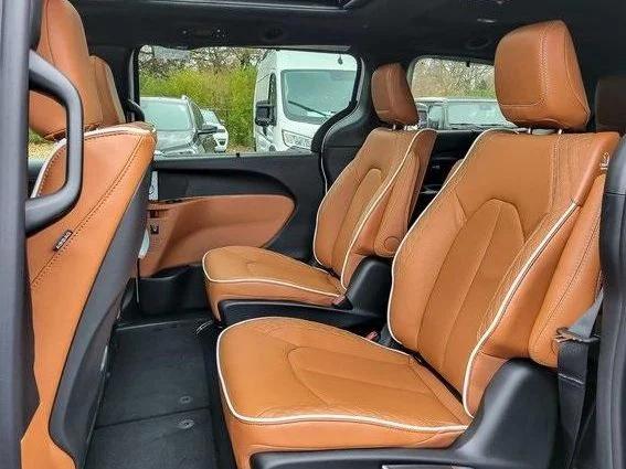 2026 Chrysler Pacifica Pinnacle