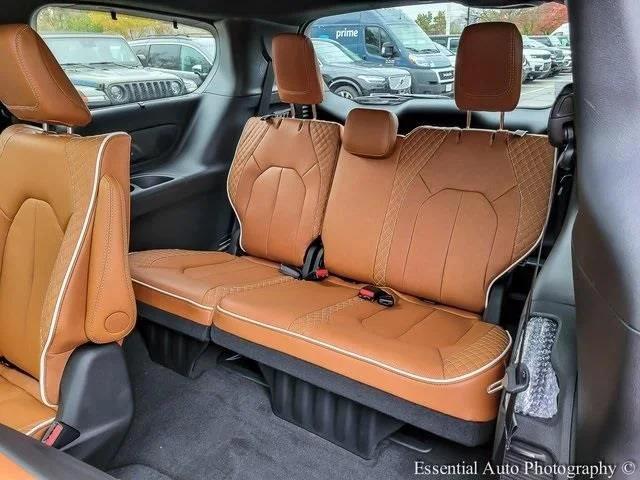 2026 Chrysler Pacifica Pinnacle