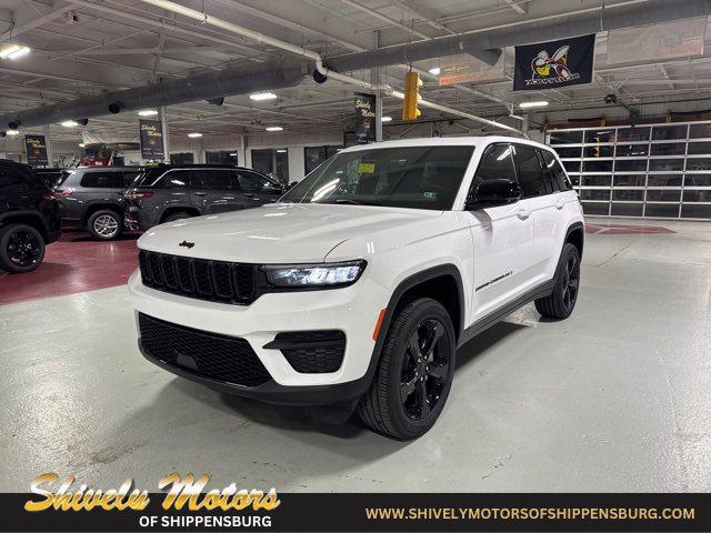 2025 Jeep Grand Cherokee GRAND CHEROKEE ALTITUDE X 4X4