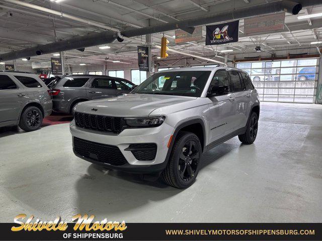 2025 Jeep Grand Cherokee GRAND CHEROKEE ALTITUDE X 4X4