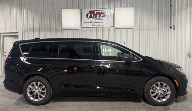 2026 Chrysler Pacifica PACIFICA LIMITED 2026 Chrysler Pacifica PACIFICA LIMITED