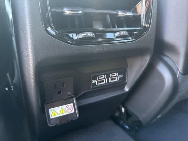 2025 Jeep Grand Cherokee Altitude X 4x4