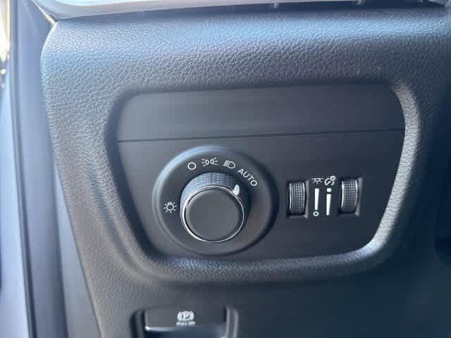 2025 Jeep Grand Cherokee Altitude X 4x4