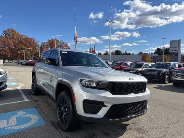 2025 Jeep Grand Cherokee Altitude X 4x4