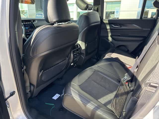 2025 Jeep Grand Cherokee Altitude X 4x4