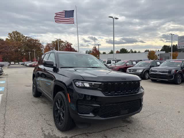 2025 Jeep Grand Cherokee Altitude X 4x4