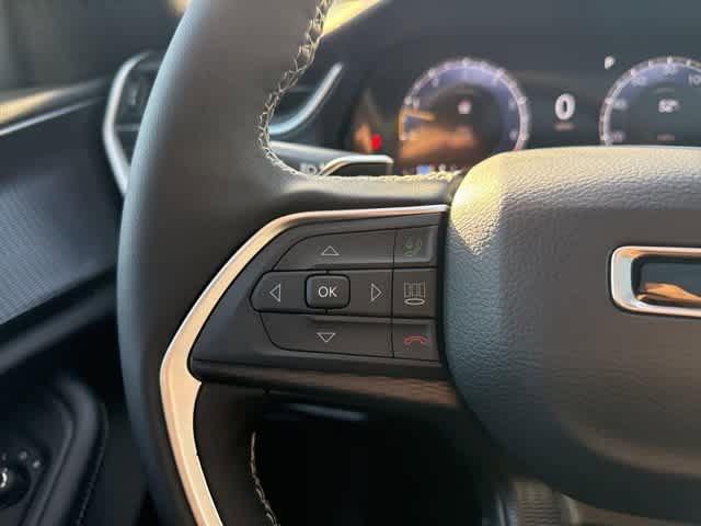 2025 Jeep Grand Cherokee Altitude X 4x4