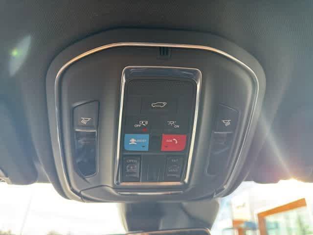 2025 Jeep Grand Cherokee Altitude X 4x4