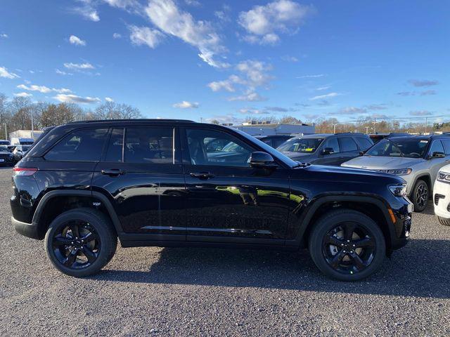 2025 Jeep Grand Cherokee GRAND CHEROKEE ALTITUDE X 4X4 2025 Jeep Grand Cherokee GRAND CHEROKEE ALTITUDE X 4X4