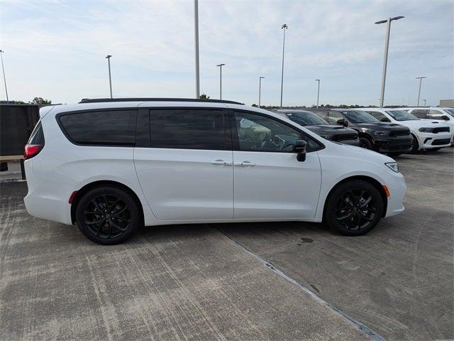 2026 Chrysler Pacifica PACIFICA LIMITED
