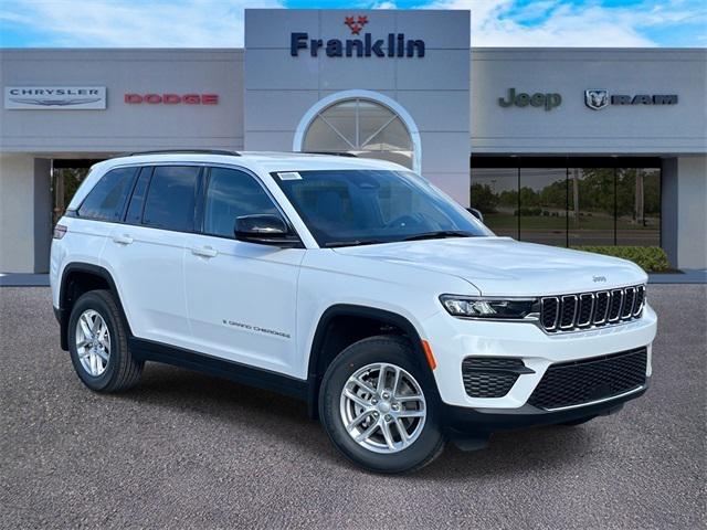 2025 Jeep Grand Cherokee GRAND CHEROKEE LAREDO X 4X4
