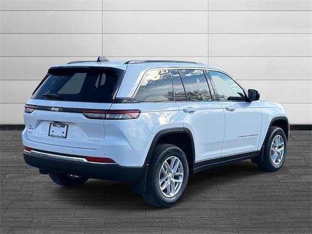 2025 Jeep Grand Cherokee GRAND CHEROKEE LAREDO X 4X4