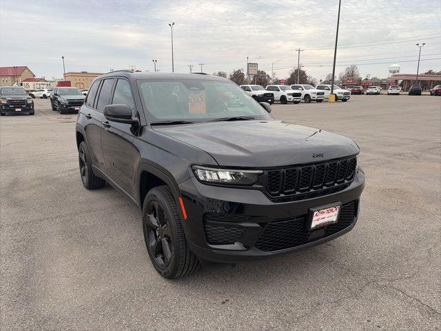 2025 Jeep Grand Cherokee Altitude X 4x4